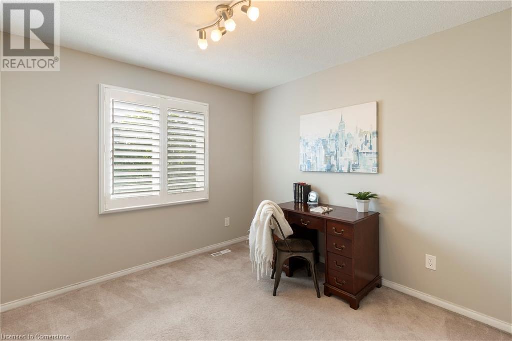 11 Waterford Crescent, Stoney Creek, Ontario  L8E 4Z8 - Photo 40 - 40676261