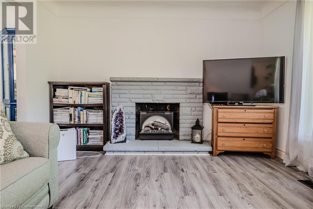 Property at 29 MOUNTSBERG Road image 5
