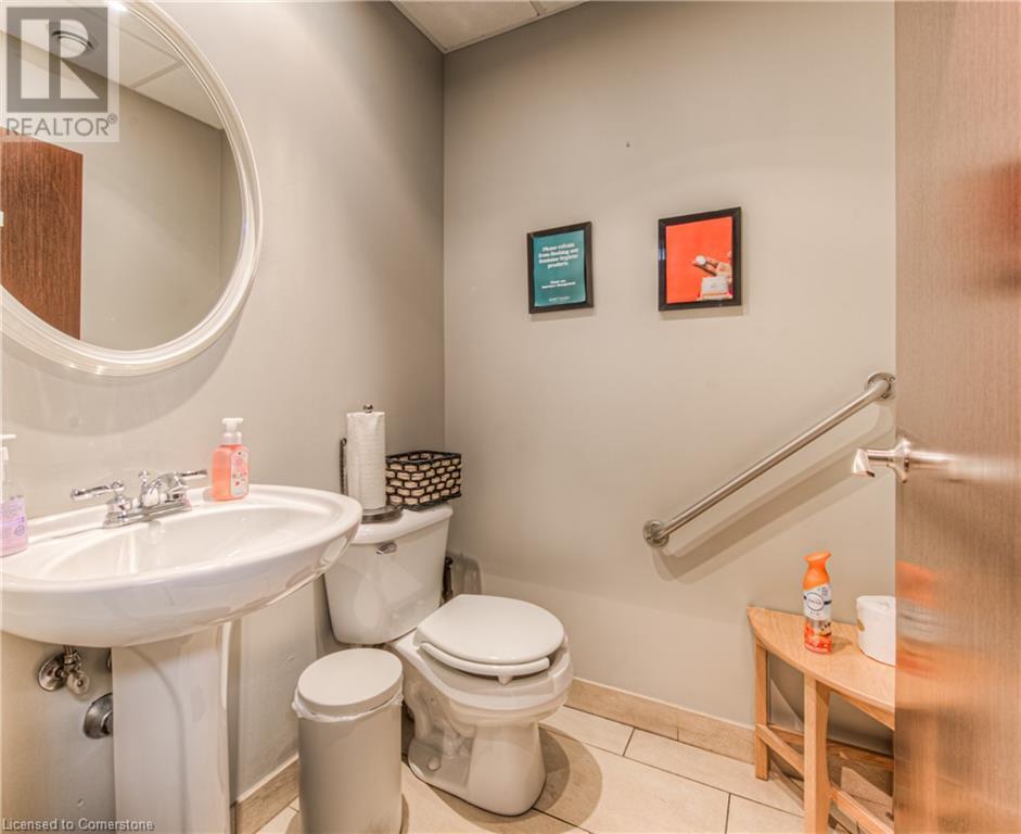 370 University Avenue E Unit# 102, Waterloo, Ontario  N2K 3N2 - Photo 12 - 40657822