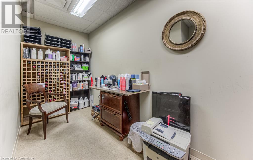 370 University Avenue E Unit# 102, Waterloo, Ontario  N2K 3N2 - Photo 15 - 40657822