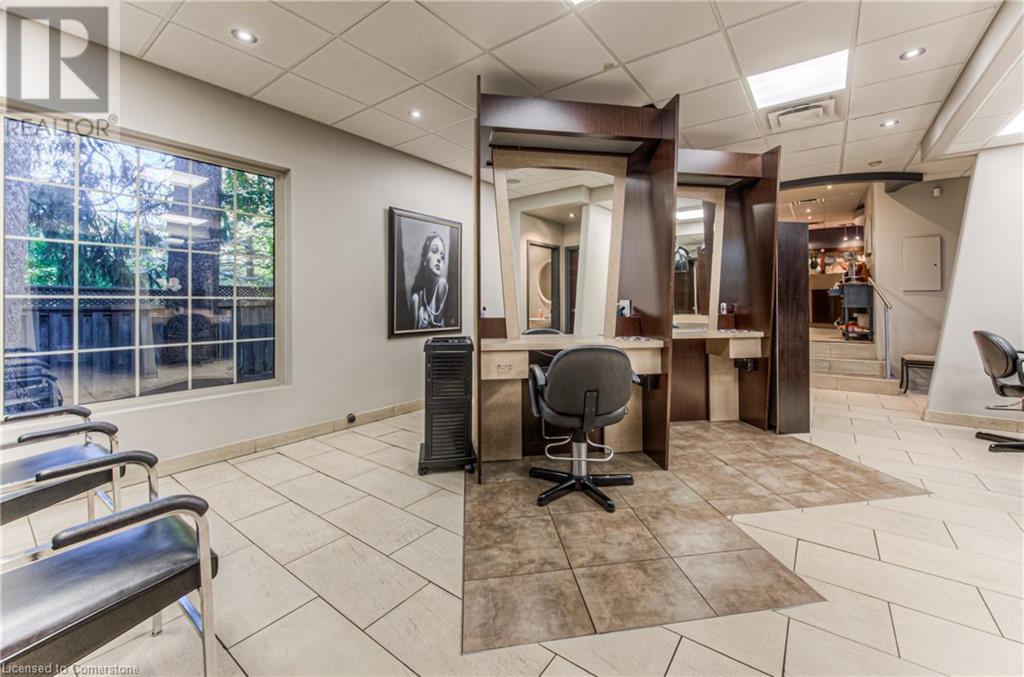 370 University Avenue E Unit# 102, Waterloo, Ontario  N2K 3N2 - Photo 10 - 40657822