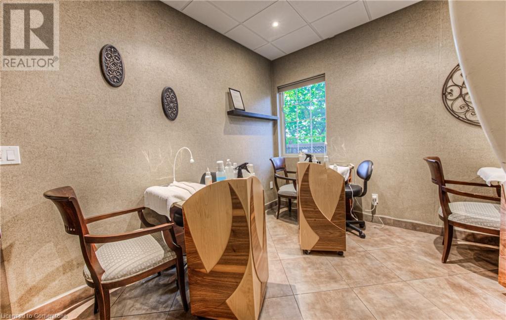 370 University Avenue E Unit# 103 & 105, Waterloo, Ontario  N2K 3N2 - Photo 16 - 40657837