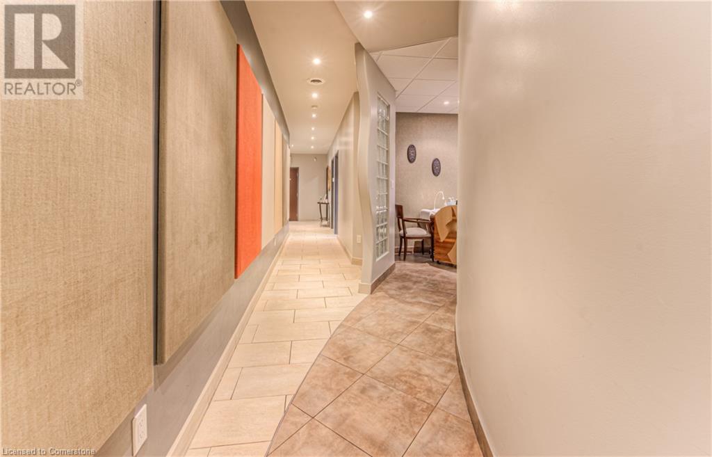 370 University Avenue E Unit# 102 103 105, Waterloo, Ontario  N2K 3N2 - Photo 28 - 40657851