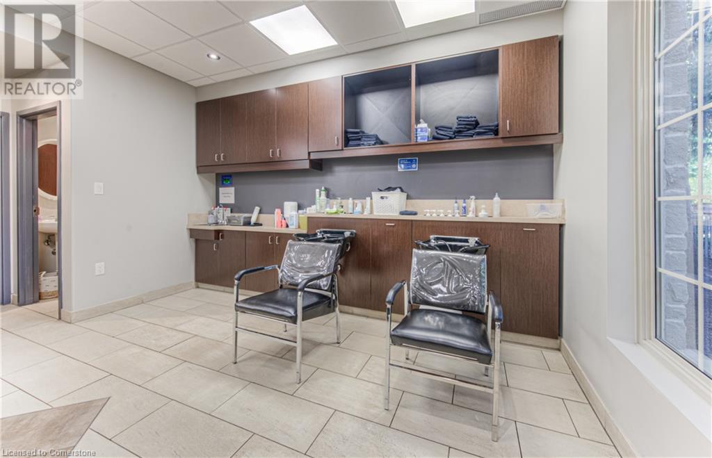 370 University Avenue E Unit# 102 103 105, Waterloo, Ontario  N2K 3N2 - Photo 14 - 40657851