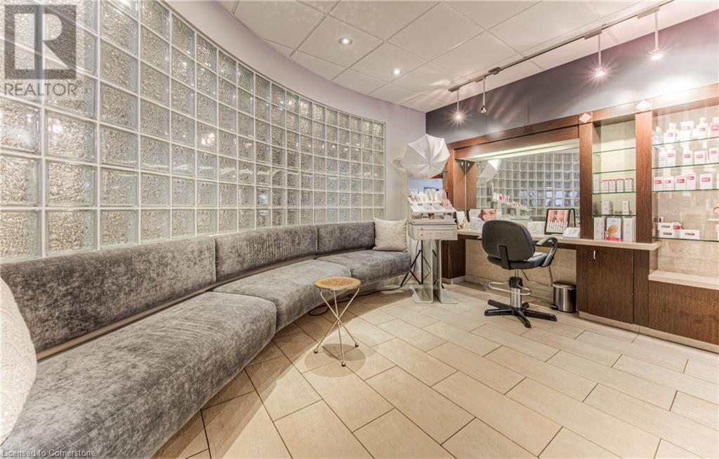 370 University Avenue E Unit# 102 & 103, Waterloo, Ontario  N2K 3N2 - Photo 6 - 40673923