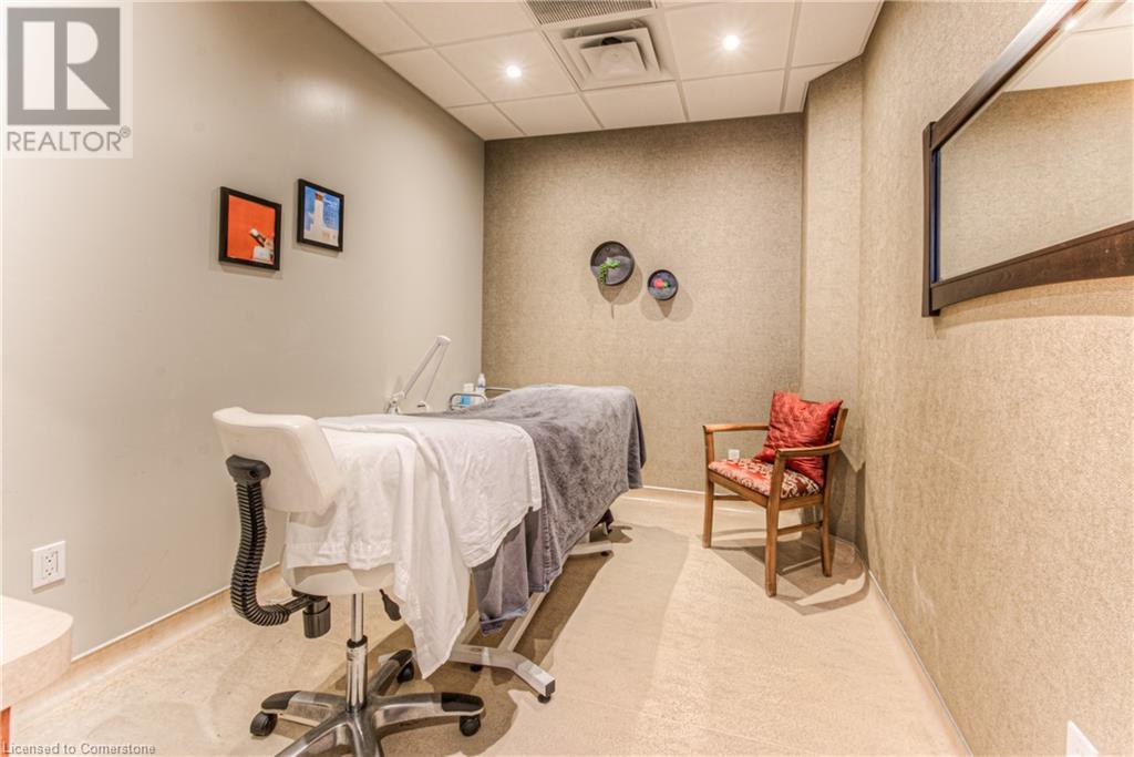 370 University Avenue E Unit# 103, Waterloo, Ontario  N2K 3N2 - Photo 13 - 40673954