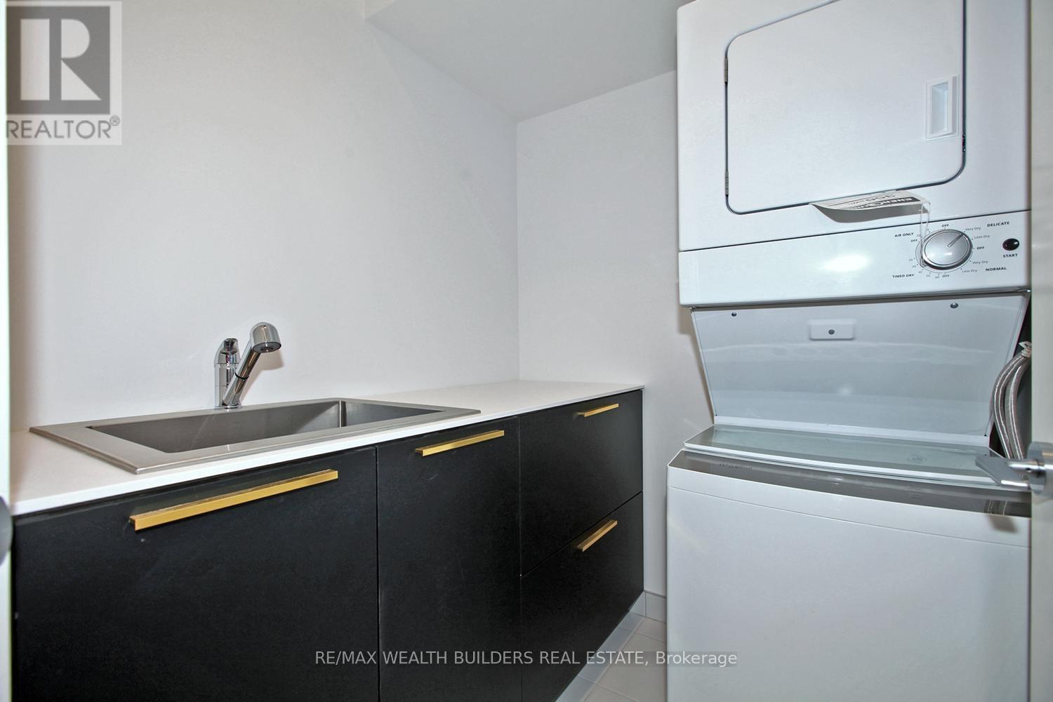 Th02 - 85 Wood Street, Toronto, Ontario  M4Y 2C2 - Photo 29 - C10417783