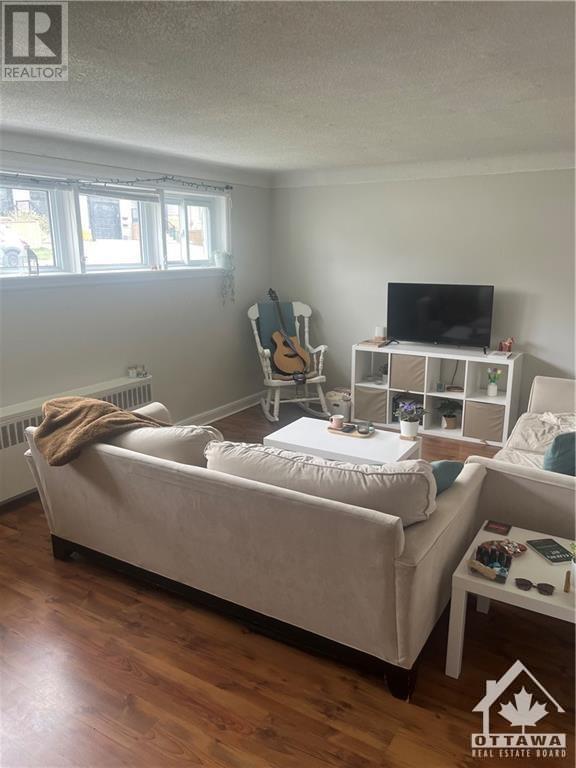 382 Brant StreetOttawa, Ontario  K1L 6V6 - Photo 2 - X10442375