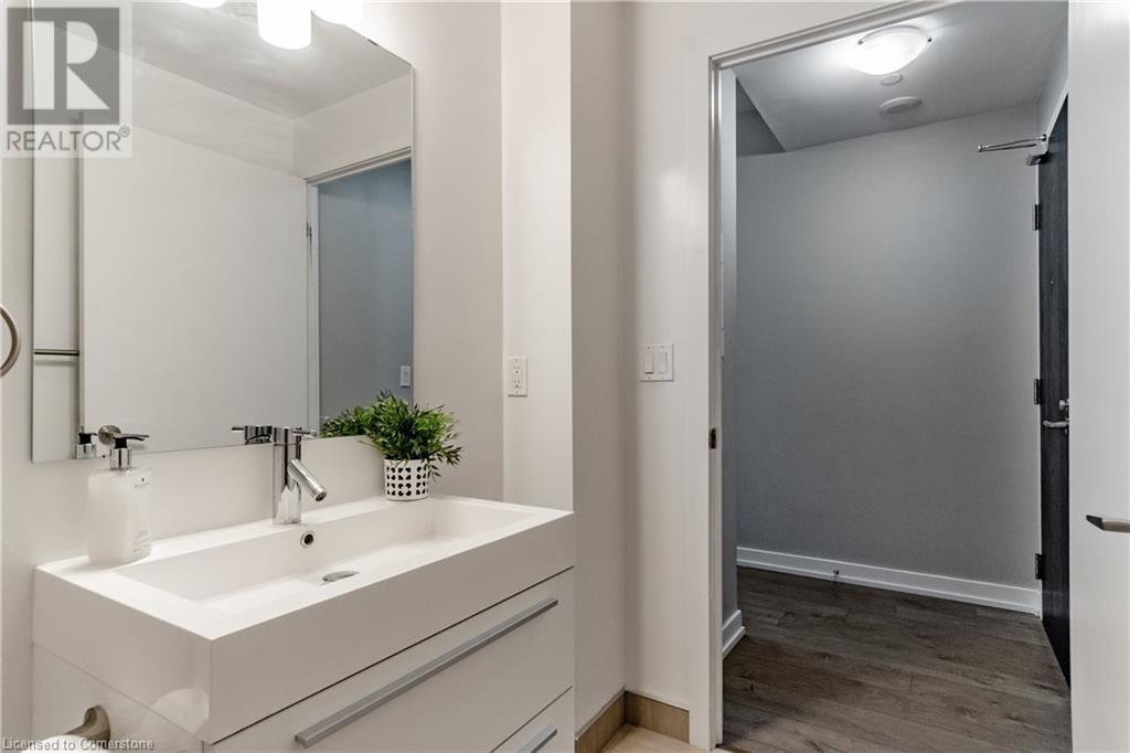 297 College Street Unit# 628, Toronto, Ontario  M5T 1S2 - Photo 20 - 40676153