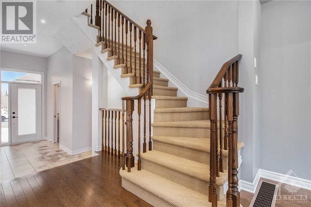 635 Whitecliffs Avenue, Ottawa, Ontario  K1V 2N4 - Photo 15 - X10419702