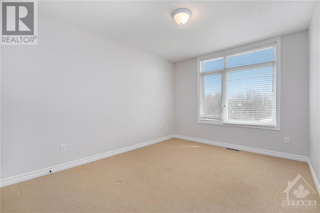 635 Whitecliffs Avenue, Ottawa, Ontario  K1V 2N4 - Photo 20 - X10419702