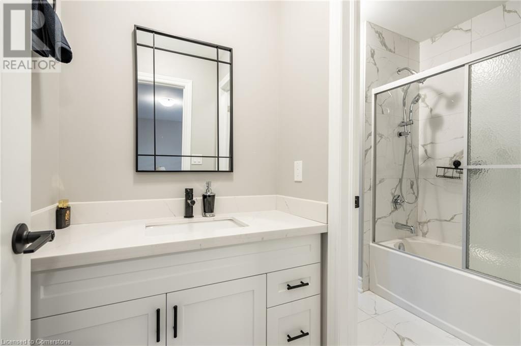 8 Cesar Place, Ancaster, Ontario  L9G 0G3 - Photo 33 - 40676405