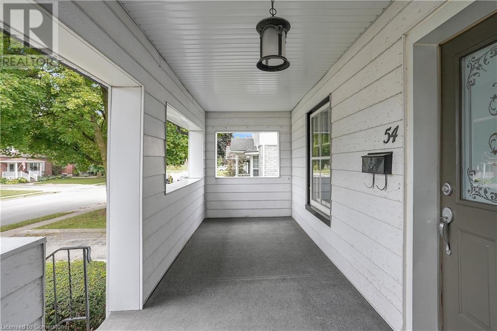 54 Elgin Street N, Cambridge, Ontario  N1R 5G9 - Photo 3 - 40675807