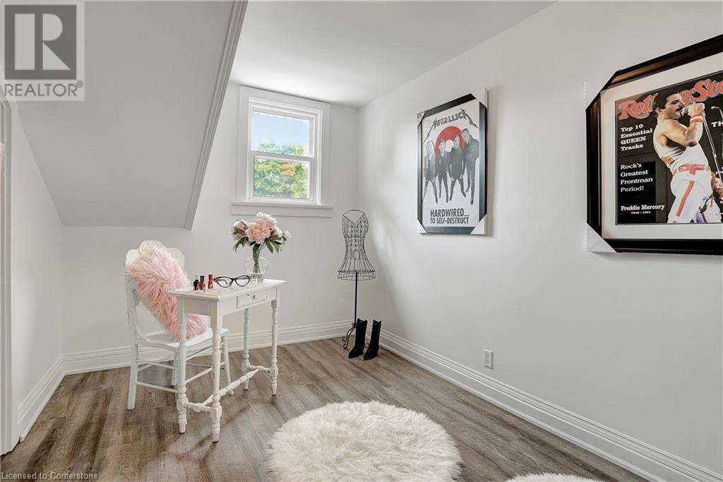 54 Elgin Street N, Cambridge, Ontario  N1R 5G9 - Photo 6 - 40675807
