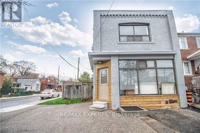 78 Teignmouth Main AvenueToronto (Caledonia-Fairbank), Ontario  M6E 1S9 - Photo 1 - W10418182