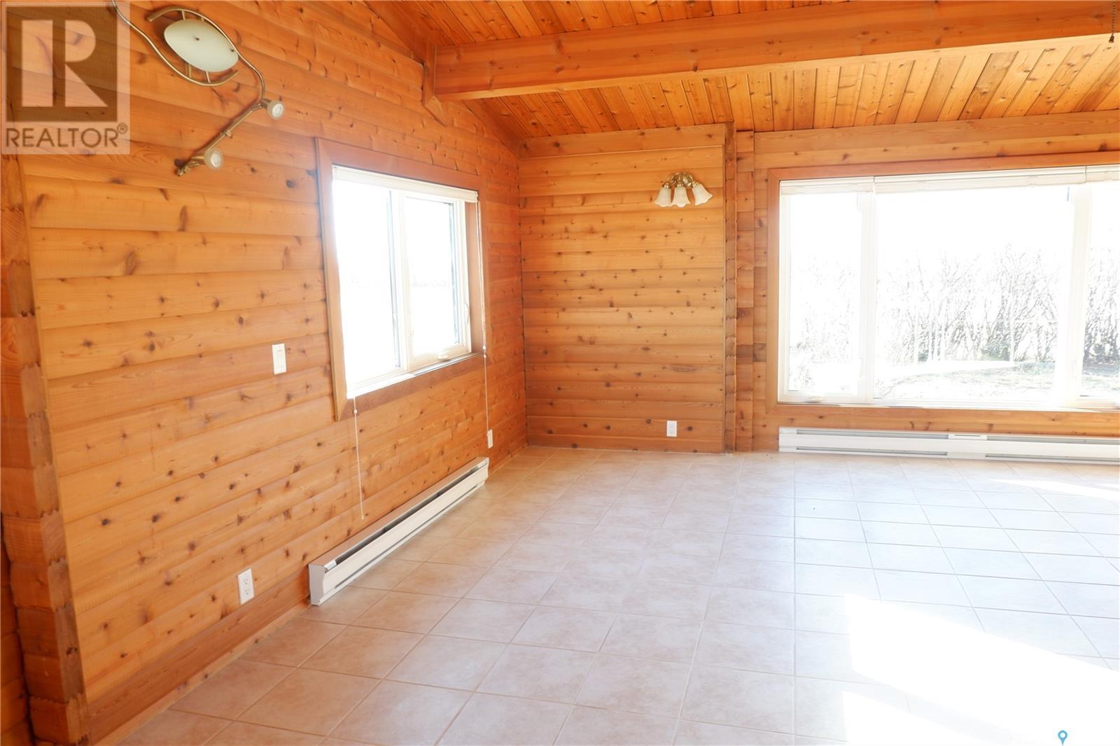 Carrobourg Acreage, Gravelbourg Rm No. 104, Saskatchewan  S0H 1X0 - Photo 12 - SK987896