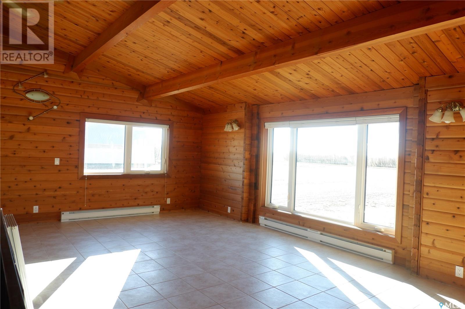 Carrobourg Acreage, Gravelbourg Rm No. 104, Saskatchewan  S0H 1X0 - Photo 15 - SK987896