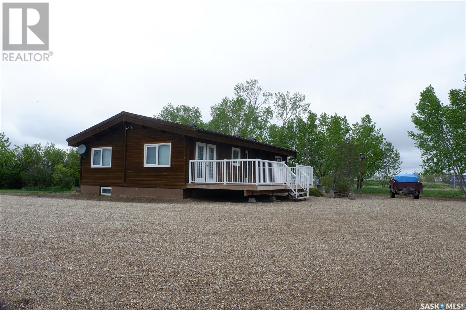 Carrobourg Acreage, Gravelbourg Rm No. 104, Saskatchewan  S0H 1X0 - Photo 4 - SK987896