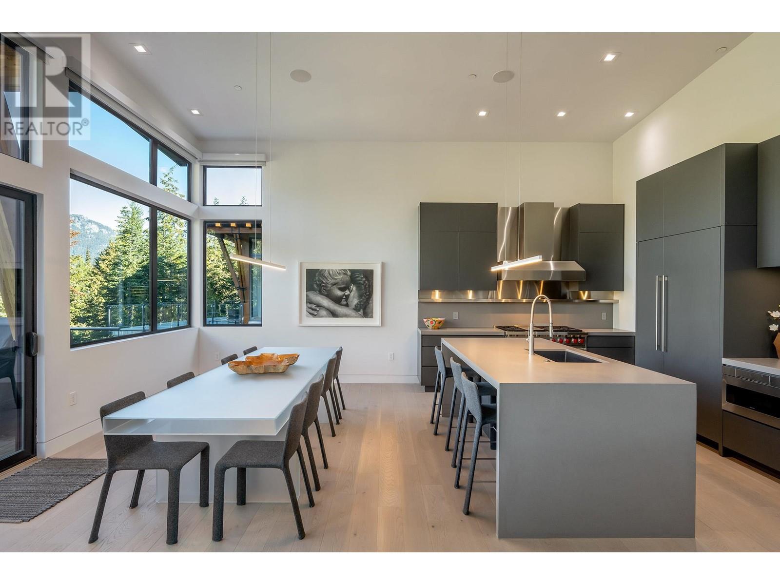 2909 Kadenwood Drive, Whistler, British Columbia  V8E 0L6 - Photo 8 - R2943348