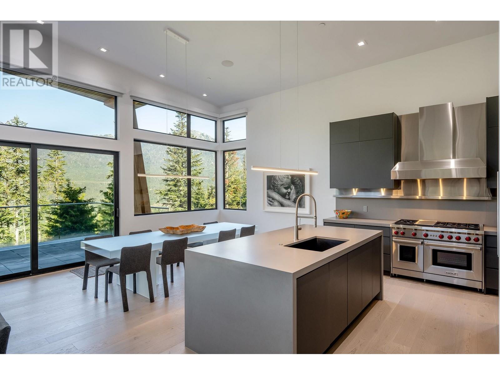 2909 Kadenwood Drive, Whistler, British Columbia  V8E 0L6 - Photo 9 - R2943348
