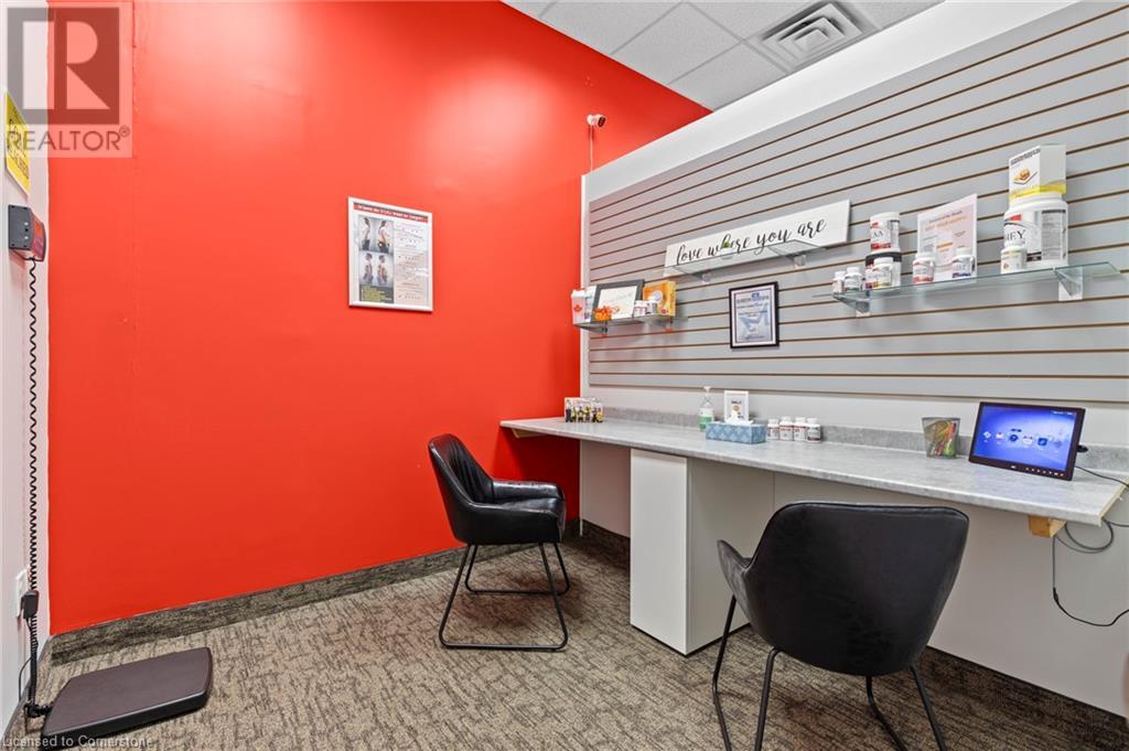 1070 E Stone Church Road E Unit# 34, Hamilton, Ontario  L8W 3L3 - Photo 8 - 40675990