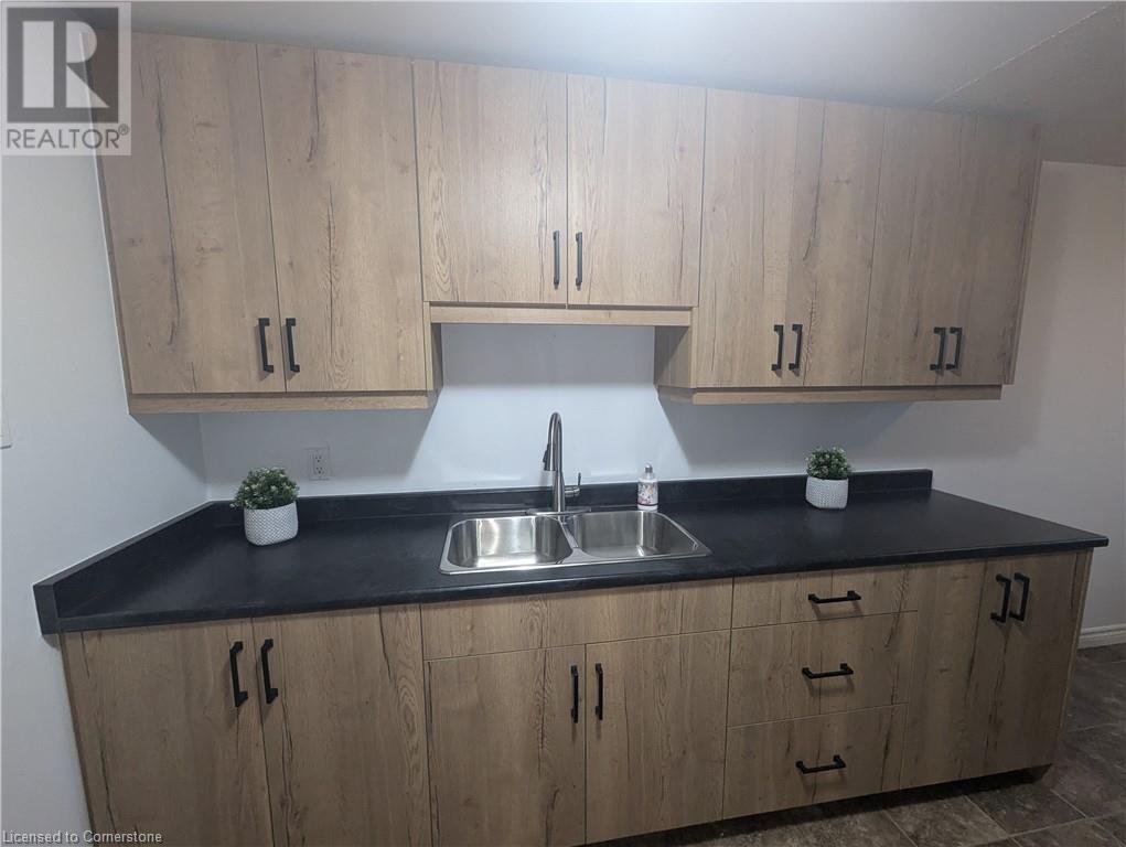 4 Avalon Place Unit# 202, Kitchener, Ontario  N2M 4N6 - Photo 7 - 40675975