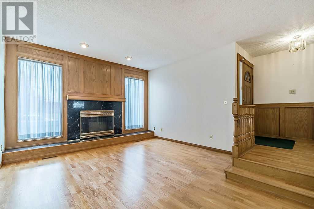 2810 Catalina Boulevard Ne, Calgary, Alberta  T1Y 6N2 - Photo 3 - A2176314