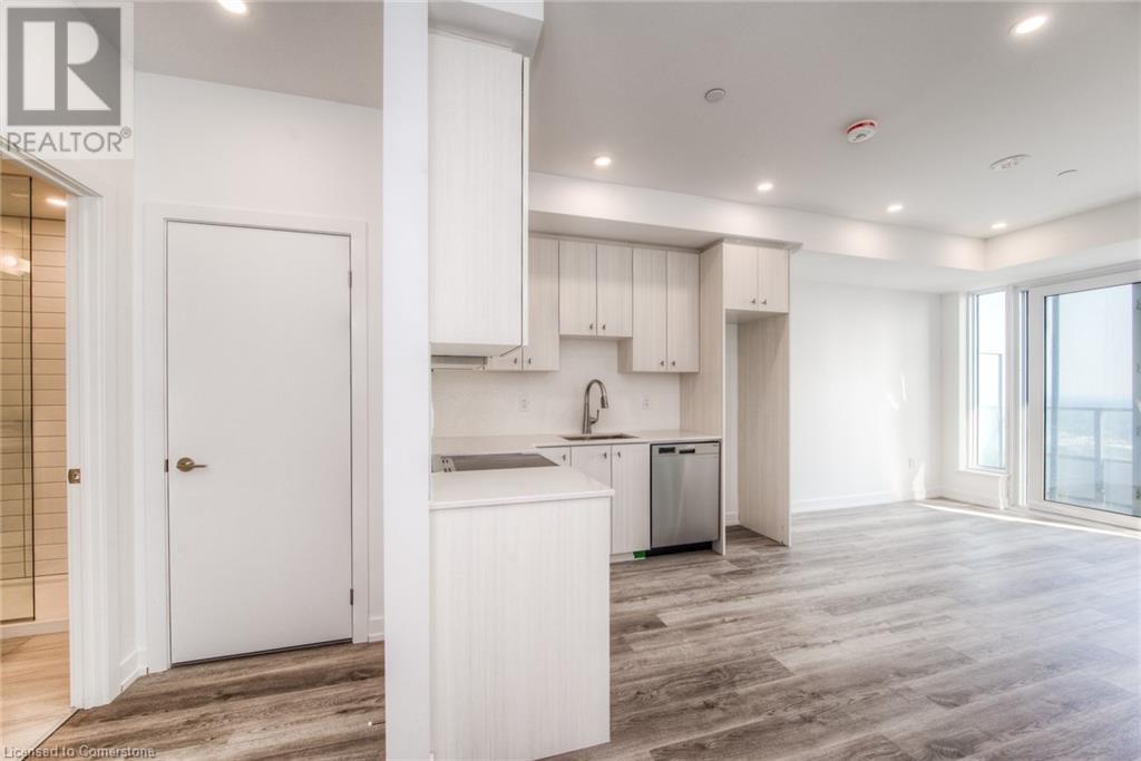 15 Wellington Street S Unit# 2901, Kitchener, Ontario  N2G 0E3 - Photo 8 - 40676344