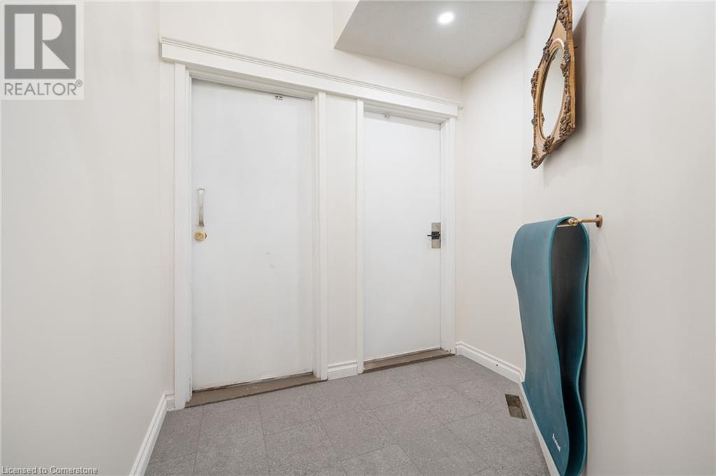 345 Macnab Street N Unit# Upper, Hamilton, Ontario  L8L 1K8 - Photo 2 - 40676574