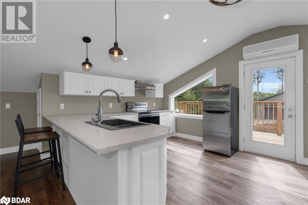 938 Corner Avenue, Lefroy, Ontario  L0L 1W0 - Photo 16 - 40676554