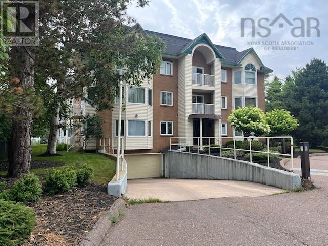 305 403 Prince Street, Truro, Nova Scotia  B2N 1E6 - Photo 2 - 202418926