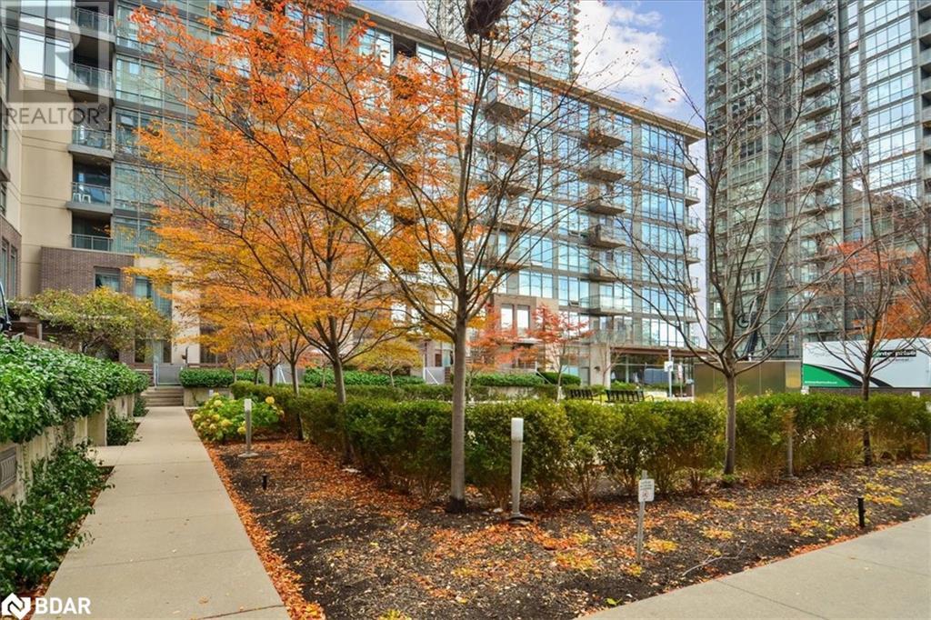 15 Brunel Court Unit# 201, Toronto, Ontario  M5V 3Y4 - Photo 2 - 40676516