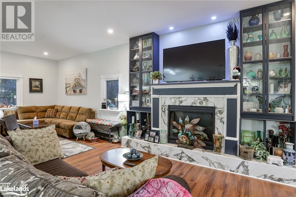 445 Peter Street N, Orillia, Ontario  L3V 5A6 - Photo 10 - S10439818