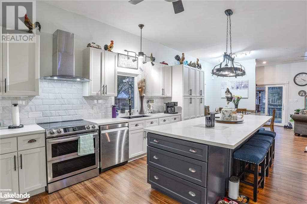 445 Peter Street N, Orillia, Ontario  L3V 5A6 - Photo 7 - S10439818