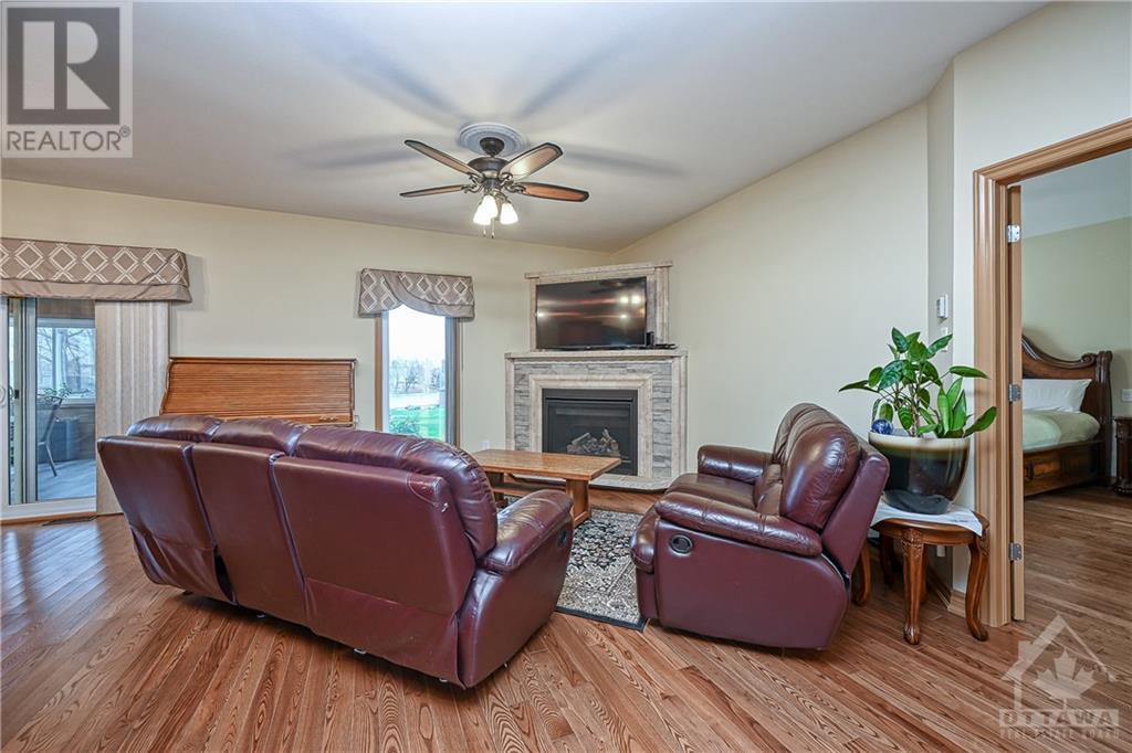 500 Barrage Street, Casselman, Ontario  K0A 1M0 - Photo 4 - X10423055