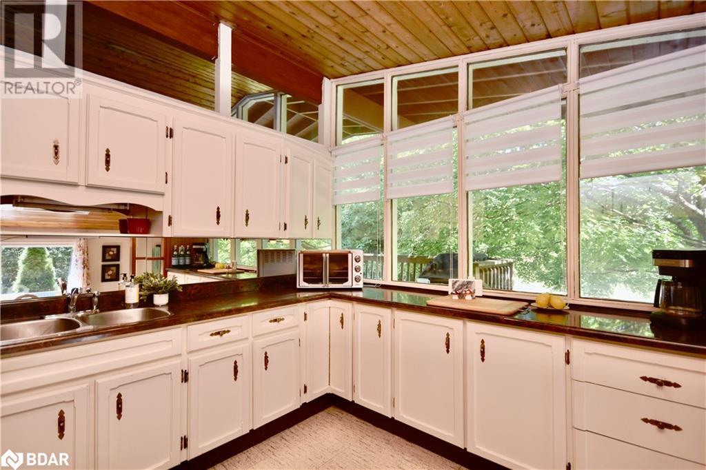 1166 Gill Road, Midhurst, Ontario  L9X 0K2 - Photo 12 - 40676268