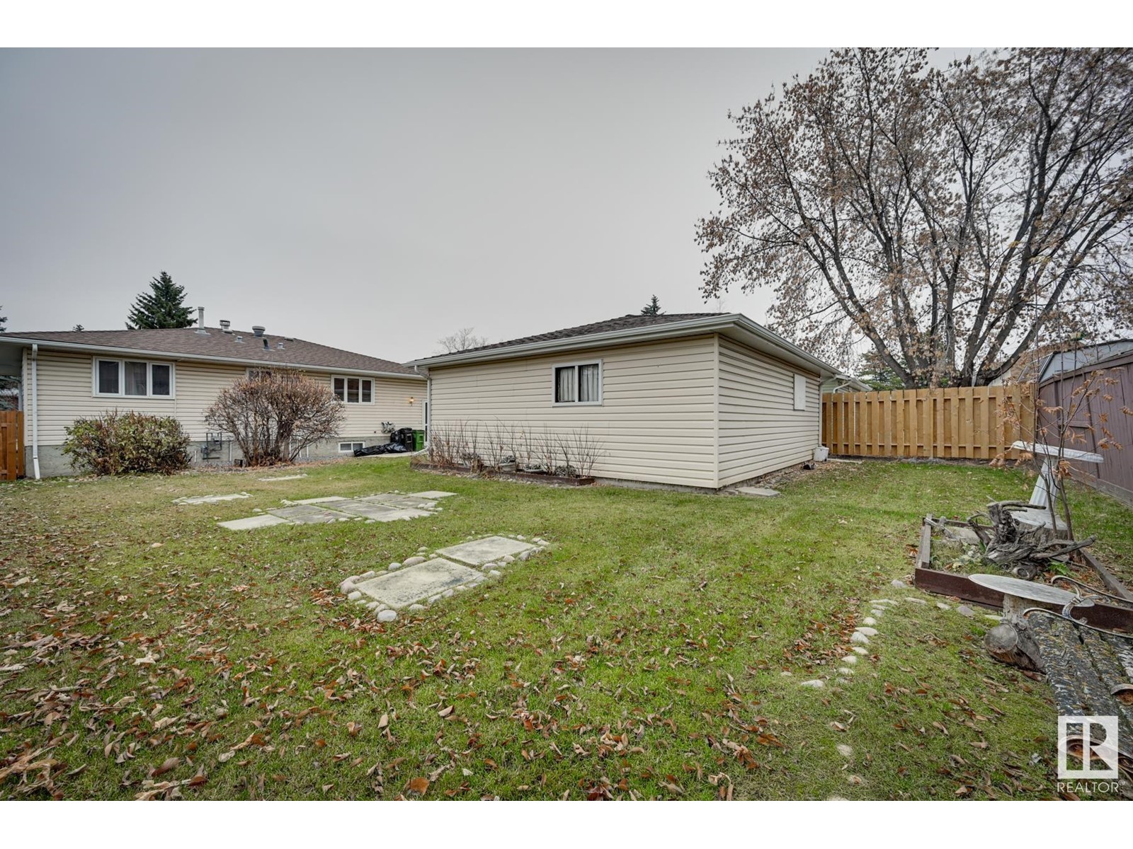 131 Richfield Rd Nw, Edmonton, Alberta  T6K 0A3 - Photo 38 - E4413376