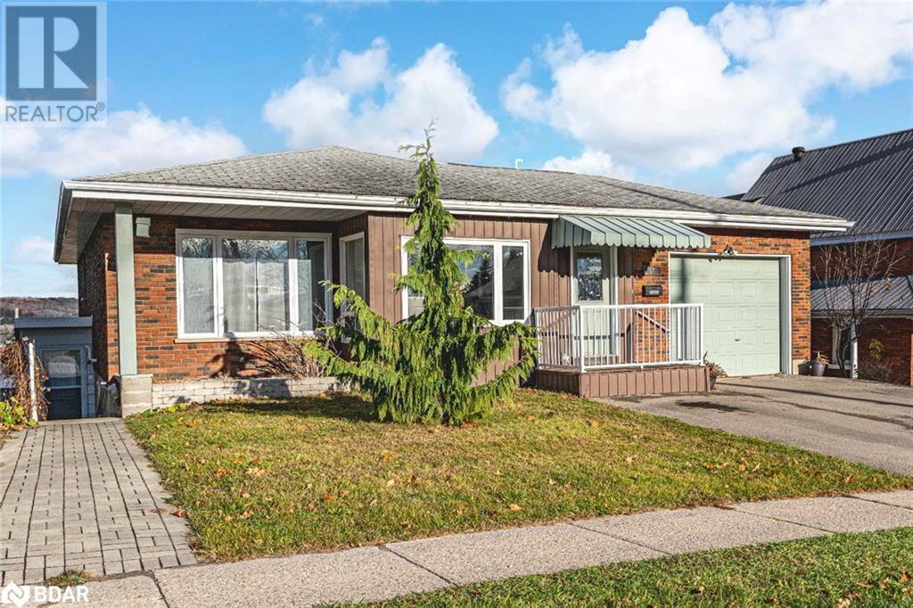 57 POYNTZ Street Unit# Upper, Penetanguishene, Ontario