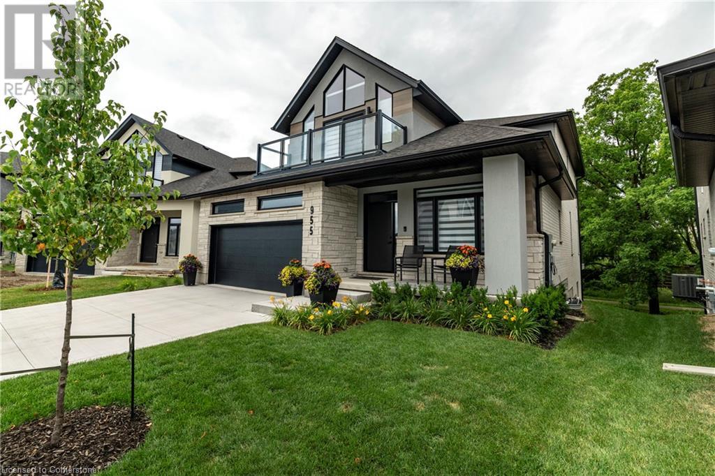 955 Stonecliffe WalkKitchener, Ontario  N2P 0K5 - Photo 3 - 40663220