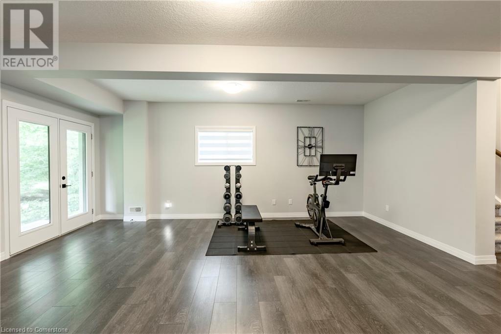 955 Stonecliffe WalkKitchener, Ontario  N2P 0K5 - Photo 37 - 40663220