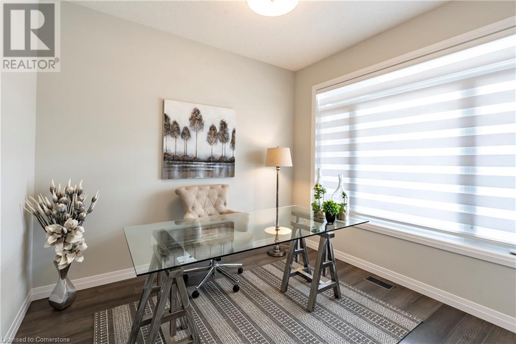 955 Stonecliffe WalkKitchener, Ontario  N2P 0K5 - Photo 13 - 40663220