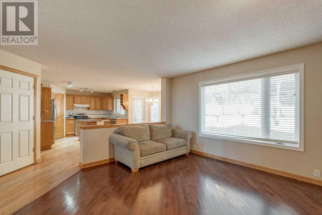 348 Sienna Park Drive Sw, Calgary, Alberta  T3H 3L6 - Photo 19 - A2175458