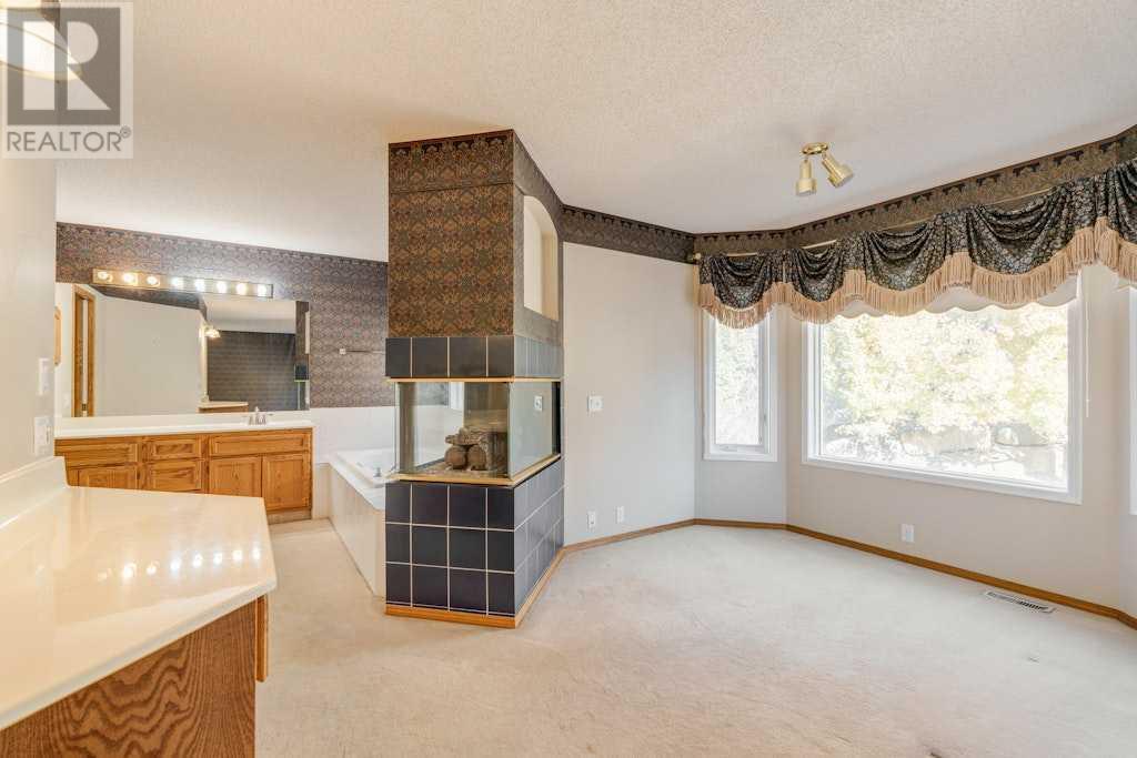 348 Sienna Park Drive Sw, Calgary, Alberta  T3H 3L6 - Photo 30 - A2175458