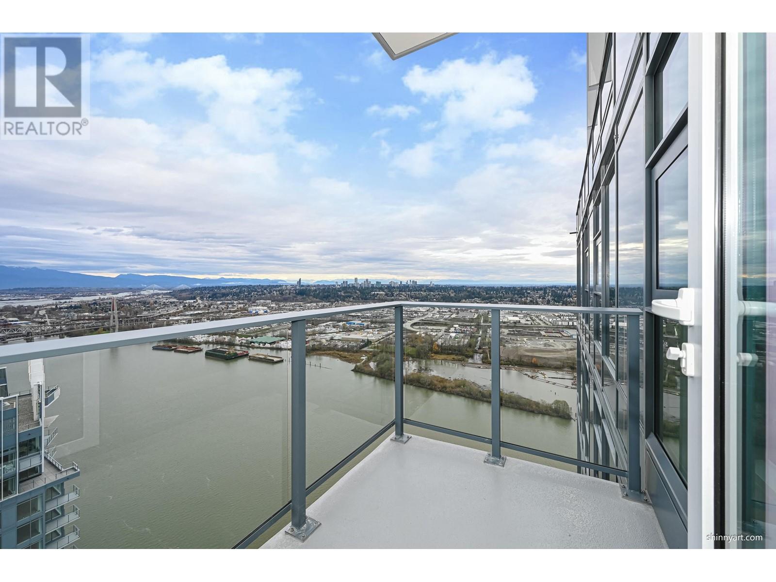 5004 680 Quayside Drive, New Westminster, British Columbia  V3M 0P2 - Photo 3 - R2942462