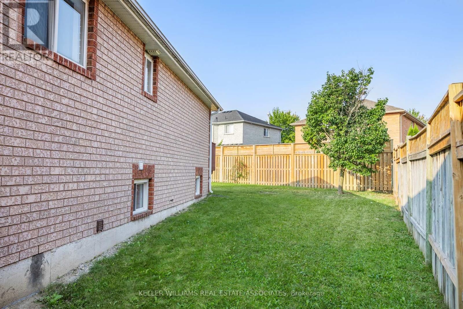 22 Weymouth Road, Barrie (Georgian Drive), Ontario  L4M 6R9 - Photo 25 - S10420380