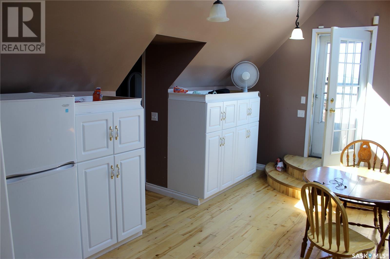 3 2nd Avenue, Weyburn, Saskatchewan  S4H 1W7 - Photo 26 - SK988029