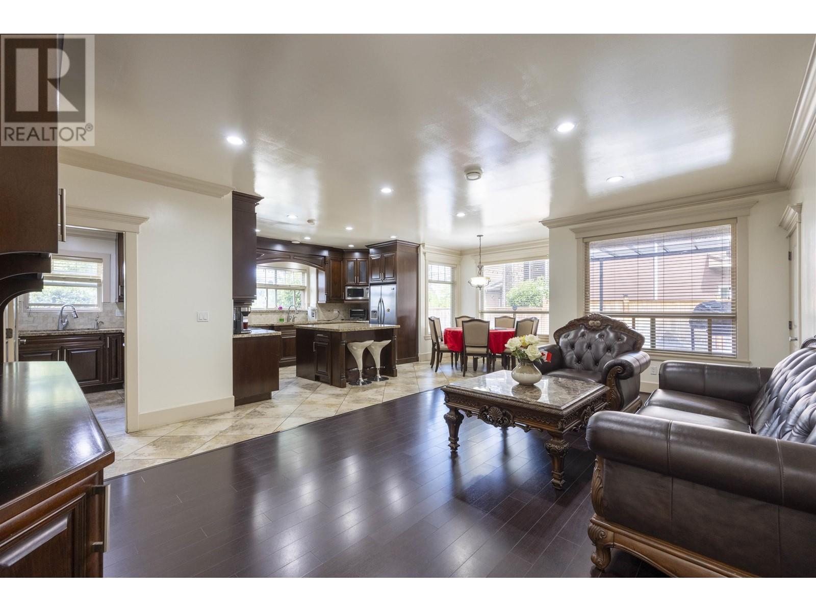 Listing Picture 6 of 25 : 10120 AQUILA ROAD, Richmond / 烈治文 - 魯藝地產 Yvonne Lu Group - MLS Medallion Club Member