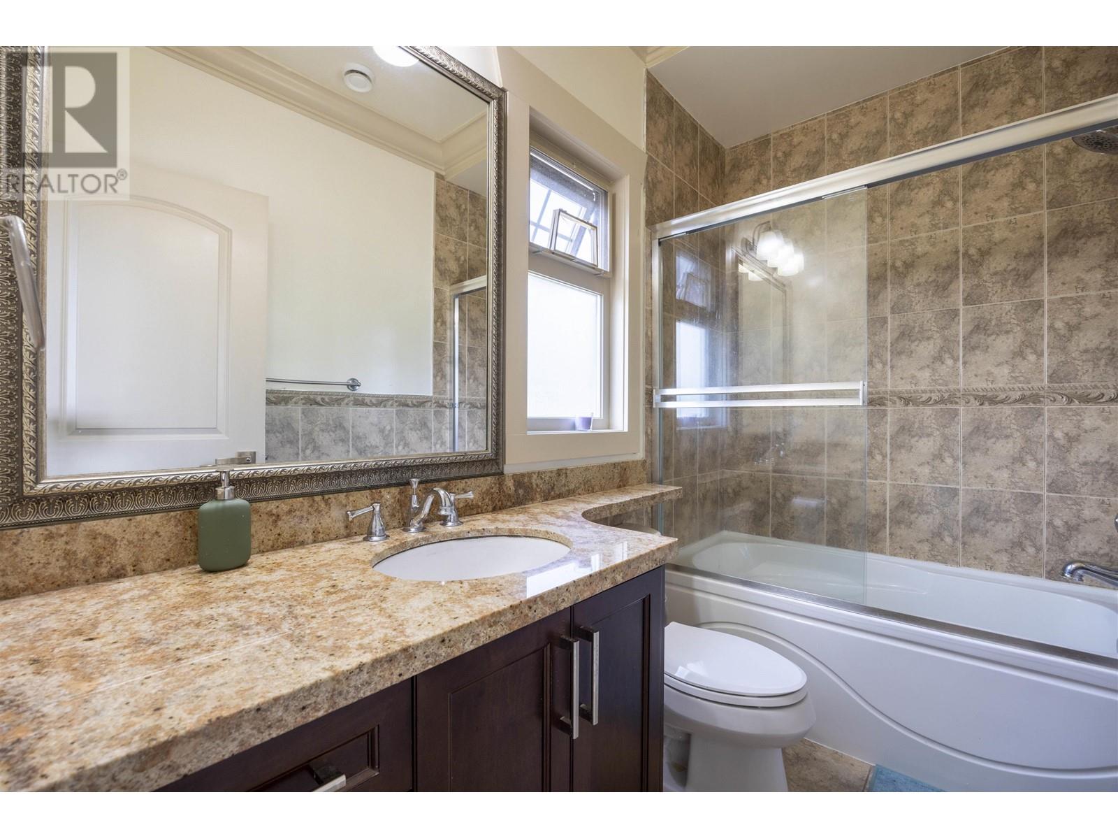 Listing Picture 20 of 25 : 10120 AQUILA ROAD, Richmond / 烈治文 - 魯藝地產 Yvonne Lu Group - MLS Medallion Club Member