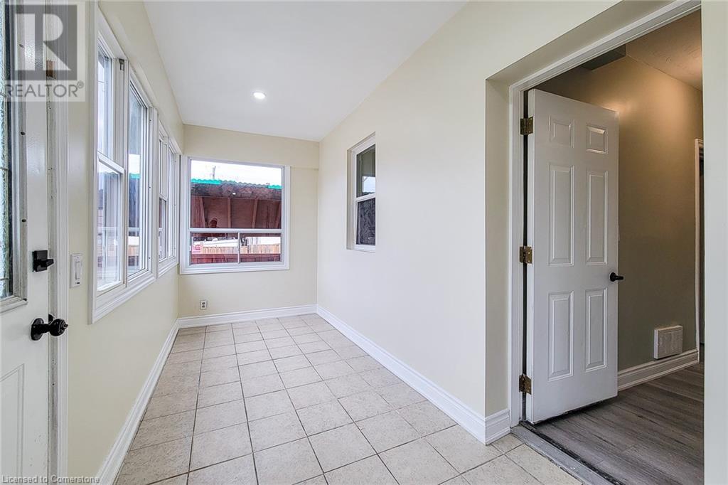 300 Balmoral Avenue N, Hamilton, Ontario  L8L 7S4 - Photo 13 - 40676590