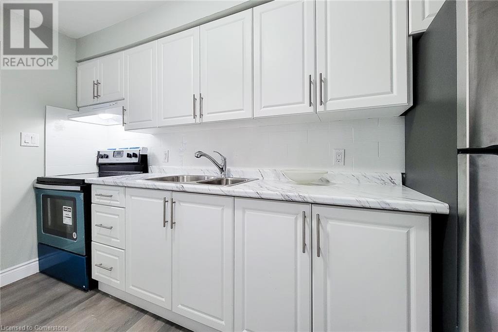 300 Balmoral Avenue N, Hamilton, Ontario  L8L 7S4 - Photo 31 - 40676590